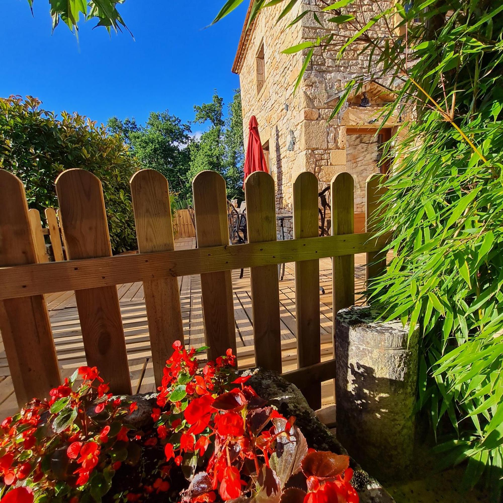 Domaine Du Cardou Otel Puy-lʼÉvêque Dış mekan fotoğraf